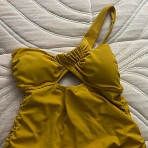 Shade & Shore Asymmetric Twist One Piece Swimsuit